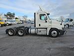 Used 2019 Freightliner Cascadia Detroit DD13 Semi Truck for sale #211737 - photo 8
