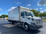 Used 2019 Freightliner Cascadia Day Cab Morgan Truck Body Box Truck with Liftgate for sale #211823 - photo 1