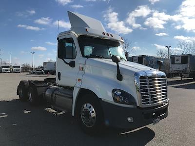 Used 2019 Freightliner Cascadia Detroit DD13 Semi Truck for sale #212023 - photo 1