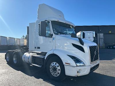 Used 2019 Volvo VNR Volvo D13 Semi Truck for sale #212178 - photo 1