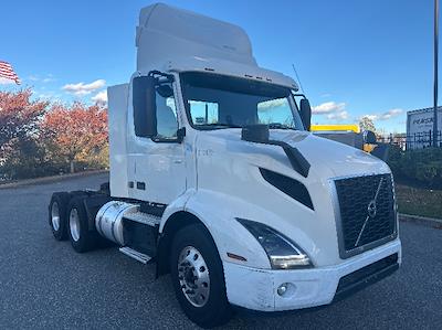 Used 2019 Volvo VNR Volvo D13 Semi Truck for sale #212179 - photo 1