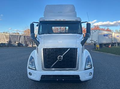 Used 2019 Volvo VNR Volvo D13 Semi Truck for sale #212179 - photo 2