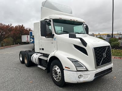 Used 2019 Volvo VNR Volvo D13 Semi Truck for sale #212181 - photo 1