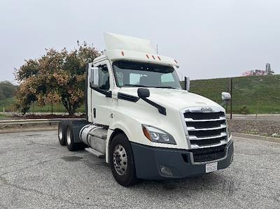 Used 2019 Freightliner Cascadia Detroit DD13 Semi Truck for sale #212520 - photo 1