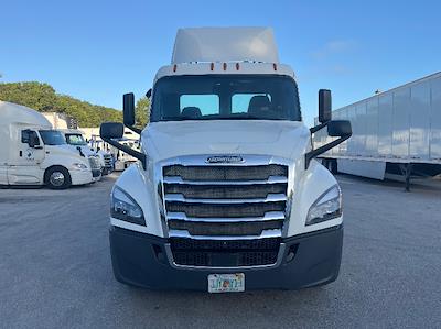 Used 2019 Freightliner Cascadia Detroit DD13 Semi Truck for sale #212637 - photo 2