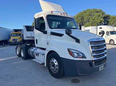 Used 2019 Freightliner Cascadia Detroit DD13 Semi Truck for sale #212638 - photo 1