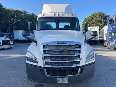 Used 2019 Freightliner Cascadia Detroit DD13 Semi Truck for sale #212638 - photo 2
