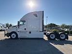 Used 2024 Freightliner Cascadia Detroit DD15AT Semi Truck with Sleeper Cab for sale #212911 - photo 4