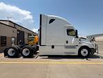Used 2024 Freightliner Cascadia Detroit DD15AT Semi Truck with Sleeper Cab for sale #212911 - photo 8