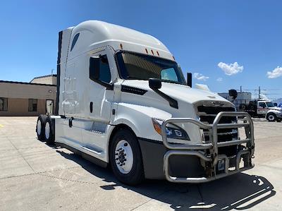 Used 2023 Freightliner Cascadia Detroit DD15AT Semi Truck with Sleeper Cab for sale #212915 - photo 1