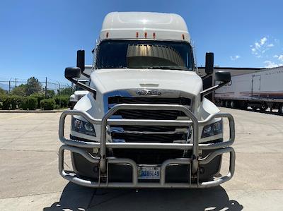 Used 2023 Freightliner Cascadia Detroit DD15AT Semi Truck with Sleeper Cab for sale #212915 - photo 2