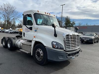 Used 2019 Freightliner Cascadia Detroit DD13 Semi Truck for sale #213168 - photo 1