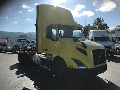 Used 2019 Volvo VNR Volvo D13 Semi Truck for sale #213193 - photo 1