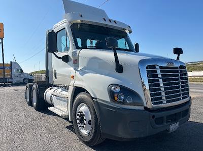 Used 2019 Freightliner Cascadia Detroit DD15AT Semi Truck for sale #213202 - photo 1