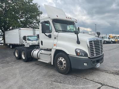 Used 2019 Freightliner Cascadia Detroit DD13 Semi Truck for sale #213398 - photo 1