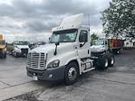 Used 2019 Freightliner Cascadia Detroit DD13 Semi Truck for sale #213398 - photo 3