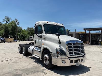 Used 2019 Freightliner Cascadia Detroit DD13 Semi Truck for sale #213486 - photo 1