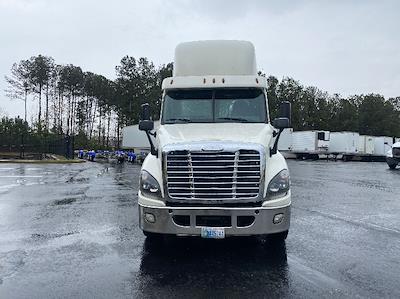 Used 2017 Freightliner Cascadia Detroit DD13 Semi Truck for sale #213752 - photo 2