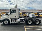 Used 2019 Freightliner Cascadia Detroit DD13 Semi Truck for sale #213999 - photo 4