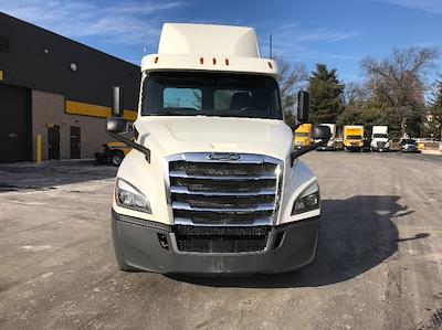 Used 2019 Freightliner Cascadia Detroit DD13 Semi Truck for sale #214011 - photo 2
