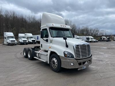 Used 2017 Freightliner Cascadia Detroit DD13 Semi Truck for sale #214125 - photo 1