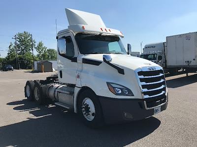 Used 2019 Freightliner Cascadia Detroit DD13 Semi Truck for sale #214270 - photo 1