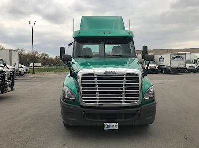 Used 2019 Freightliner Cascadia Detroit DD13 Semi Truck for sale #214406 - photo 2