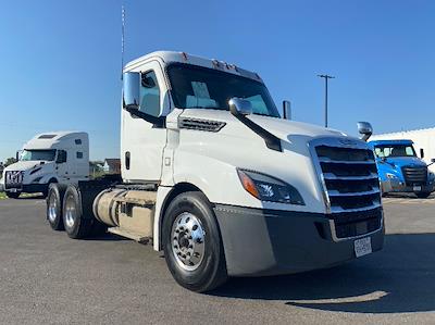 Used 2019 Freightliner Cascadia Detroit DD13 Semi Truck for sale #214687 - photo 1