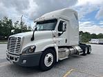 Used 2019 Freightliner Cascadia Detroit DD15AT Semi Truck with Sleeper Cab for sale #214708 - photo 3