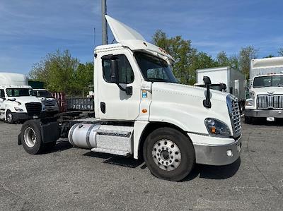 Used 2019 Freightliner Cascadia Detroit DD13 Semi Truck for sale #214884 - photo 1