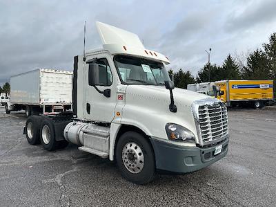 Used 2019 Freightliner Cascadia Detroit DD13 Semi Truck for sale #214904 - photo 1