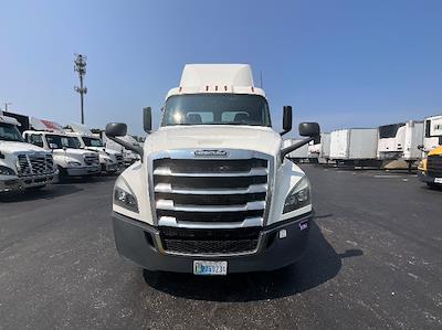 Used 2019 Freightliner Cascadia Detroit DD13 Semi Truck for sale #215326 - photo 2