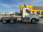 Used 2019 Freightliner Cascadia Detroit DD13 Semi Truck for sale #215328 - photo 8