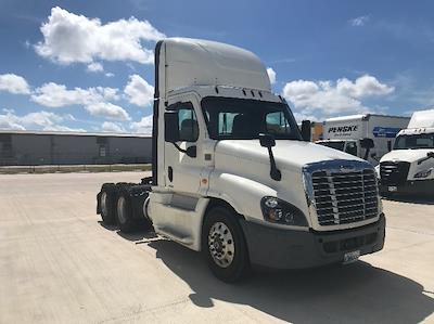 Used 2019 Freightliner Cascadia Detroit DD15AT Semi Truck for sale #215731 - photo 1
