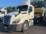 Used 2019 Freightliner Cascadia Detroit DD13 Semi Truck for sale #215738 - photo 1
