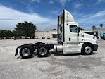 Used 2019 Freightliner Cascadia Detroit DD15AT Semi Truck for sale #215986 - photo 8