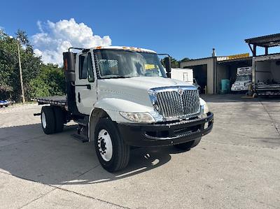 Used 2019 International DuraStar 4300 Morgan Truck Body Flatbed Truck for sale #216004 - photo 1