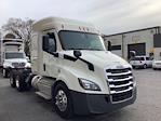 Used 2019 Freightliner Cascadia Detroit DD13 Semi Truck with Sleeper Cab for sale #216271 - photo 1