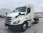 Used 2019 Freightliner Cascadia Detroit DD13 Semi Truck with Sleeper Cab for sale #216277 - photo 3