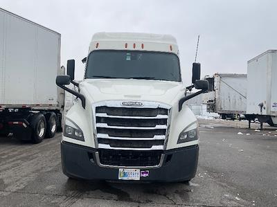 Used 2019 Freightliner Cascadia Detroit DD13 Semi Truck with Sleeper Cab for sale #216279 - photo 2