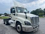 Used 2019 Freightliner Cascadia Detroit DD13 Semi Truck for sale #217243 - photo 1