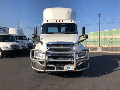 Used 2019 Freightliner Cascadia - photo 1
