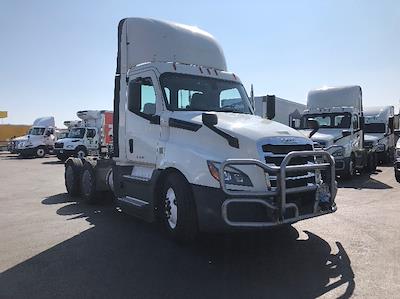 Used 2019 Freightliner Cascadia Detroit DD15AT Semi Truck for sale #217541 - photo 1