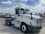 Used 2019 Freightliner Cascadia Detroit DD13 Semi Truck for sale #218067 - photo 1