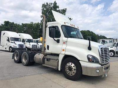 Used 2019 Freightliner Cascadia Detroit DD15AT Semi Truck for sale #218182 - photo 1