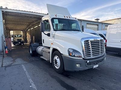 Used 2019 Freightliner Cascadia Detroit DD15AT Semi Truck for sale #218578 - photo 1