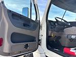 Used 2019 Freightliner Cascadia Detroit DD15AT Semi Truck for sale #218579 - photo 9