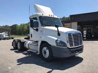 Used 2019 Freightliner Cascadia Detroit DD13 Semi Truck for sale #218693 - photo 1