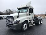 Used 2019 Freightliner Cascadia Detroit DD13 Semi Truck for sale #218946 - photo 3