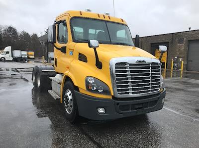 Used 2019 Freightliner Cascadia Detroit DD13 Semi Truck for sale #219257 - photo 1